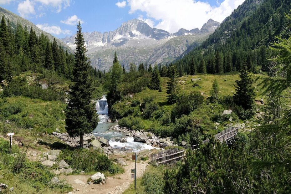 Foto della Val Camonica nel Parco Regionale dell'Adamello